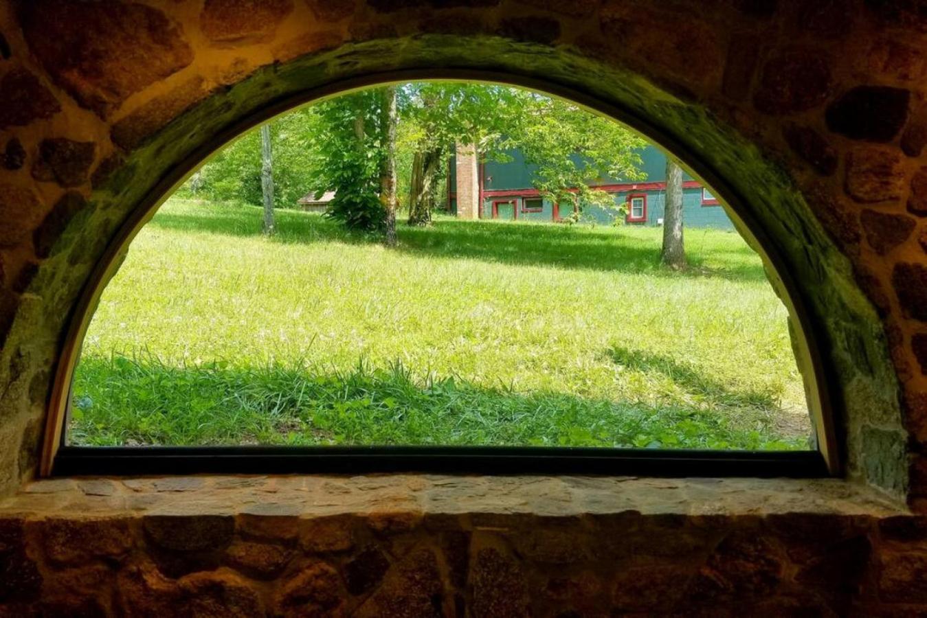Shire Suite At White Lotus Eco Spa Retreat Stanardsville Exterior foto